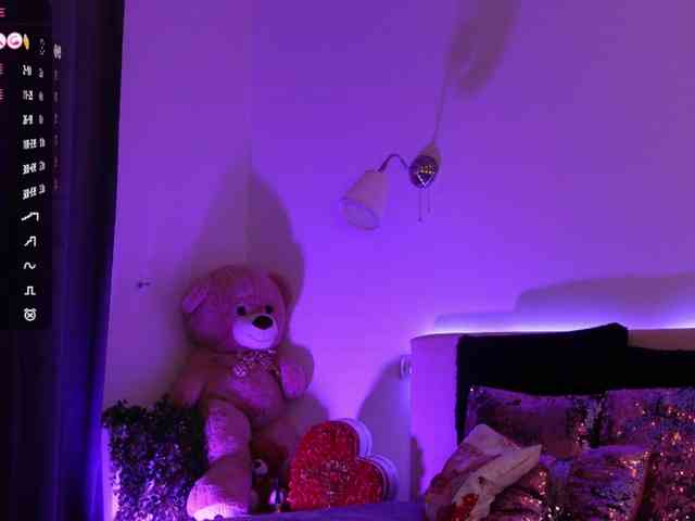 AngelaMyst webcam