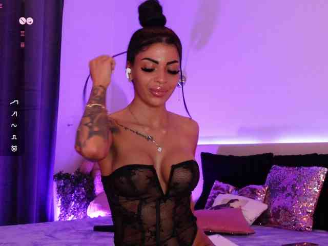 AngelaMyst webcam