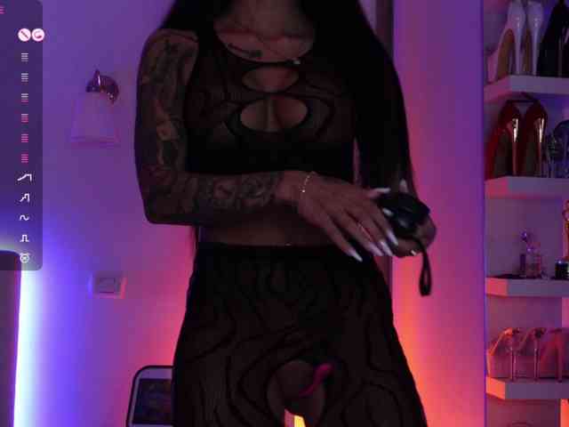 AngelaMyst webcam
