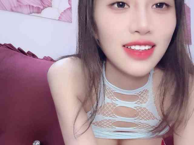 Aimee120 webcam