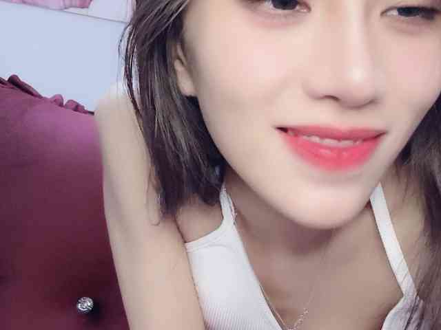 Aimee120 webcam