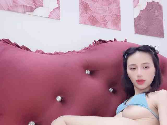 Aimee120 webcam