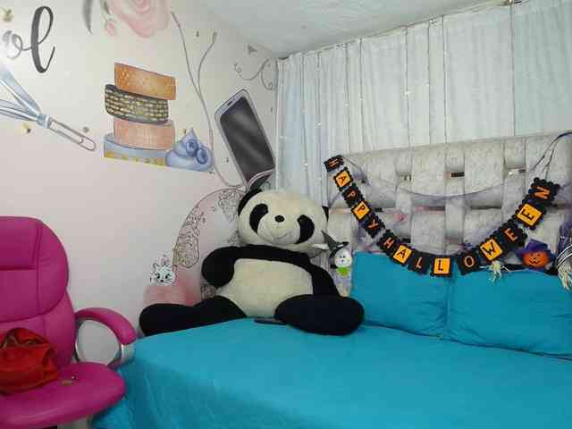 paulina-evans webcam