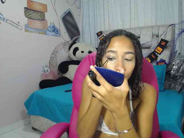 paulina-evans webcam