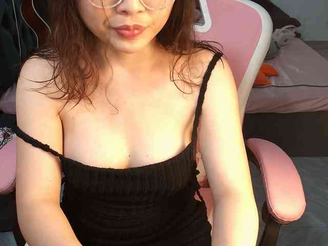 Julia98 webcam