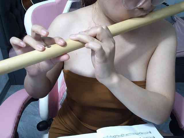 Julia98 webcam