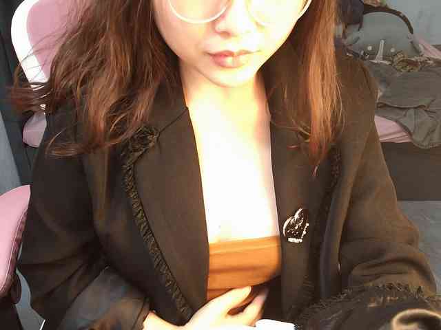 Julia98 webcam