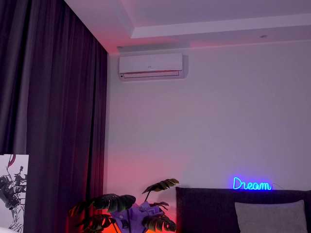 Adalin_Moore webcam