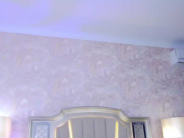 Gratis Live Sexcam mit Issadorra Issadorra