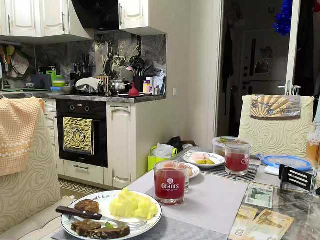 Entrez le videochat erotique avec le
modèle RigliBiz RigliBiz