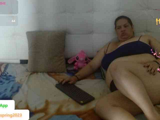 CandyandJhon webcam