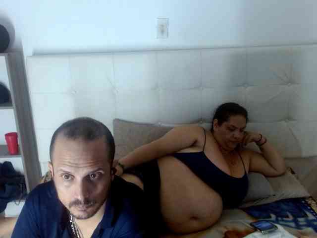 CandyandJhon webcam