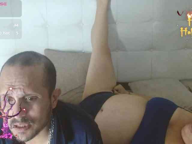 CandyandJhon webcam