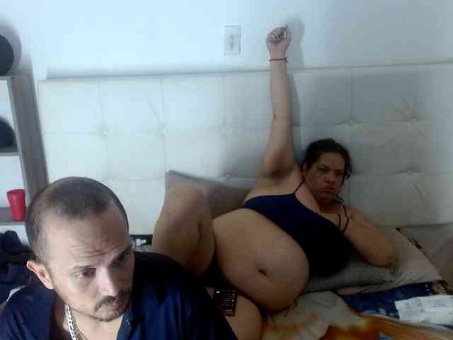 CandyandJhon webcam