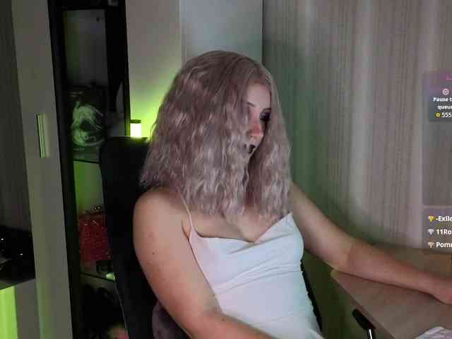 VelvetSirenX webcam