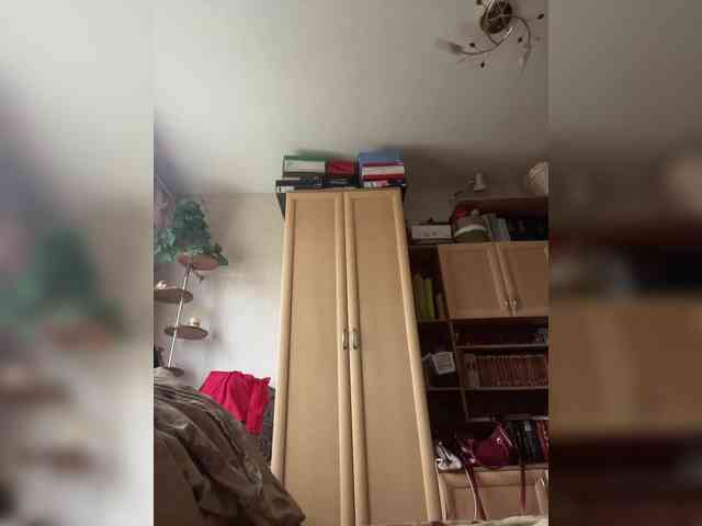 SaliiOnli webcam