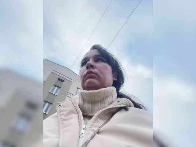 SaliiOnli webcam