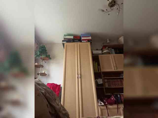 SaliiOnli webcam