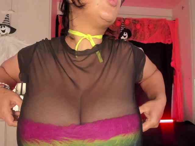 Vicky-Ruiz webcam