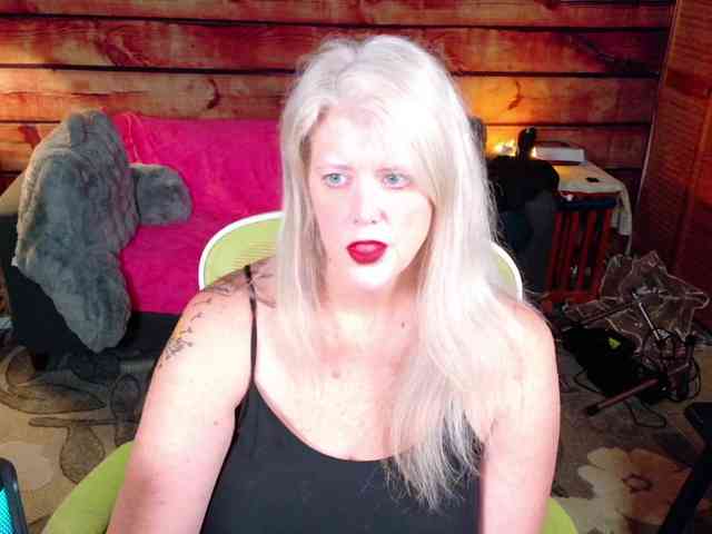 AlicesCuriosity webcam