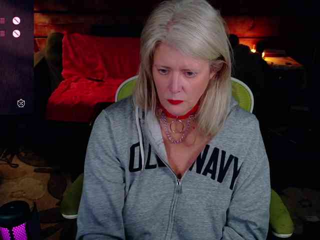 AlicesCuriosity webcam