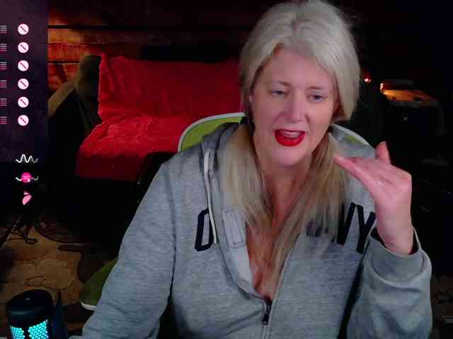 AlicesCuriosity webcam