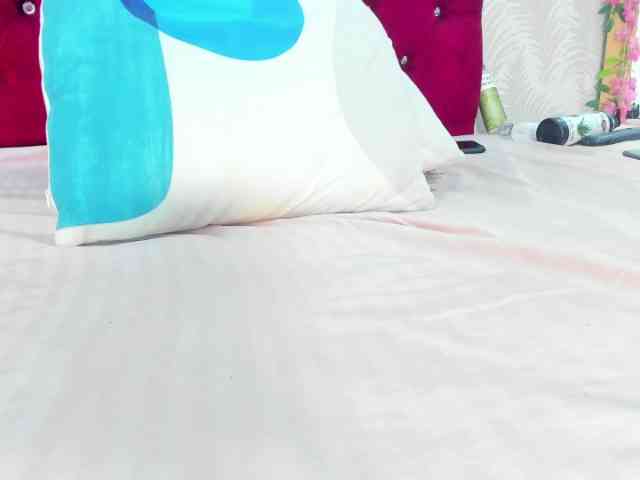 Melody-Megann webcam