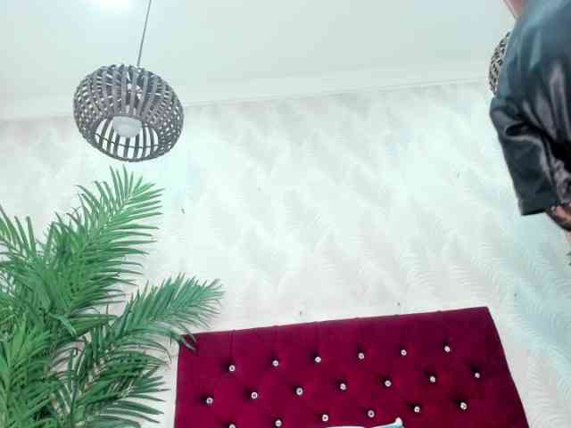 Melody-Megann webcam