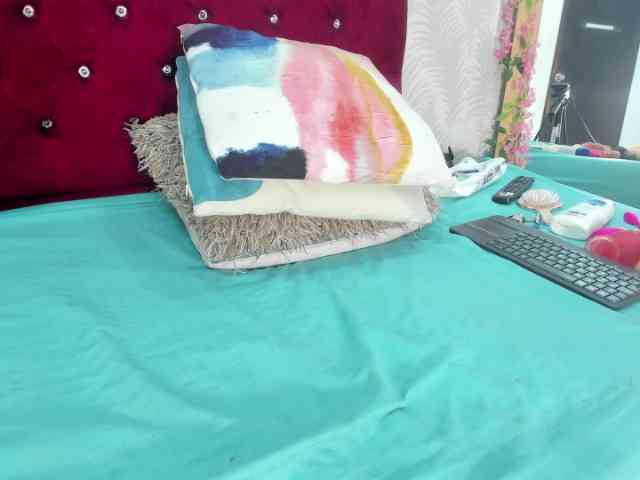 Melody-Megann webcam