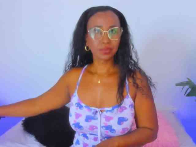 AlexaJhonson10 webcam