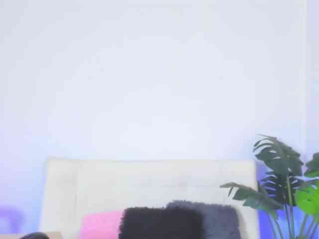 AlexaJhonson10 webcam
