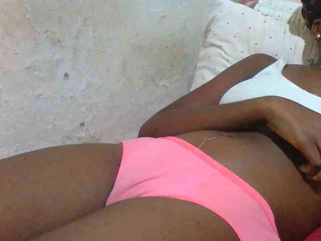 Melodious-Liz webcam