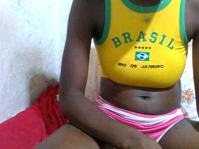 Melodious-Liz webcam