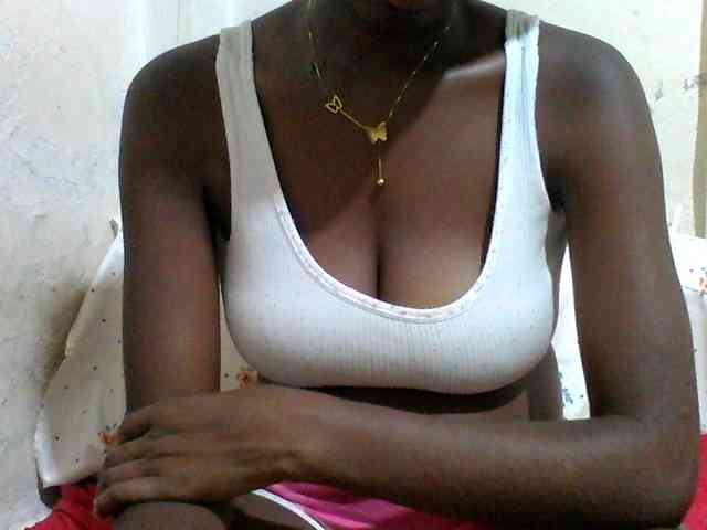 Melodious-Liz webcam