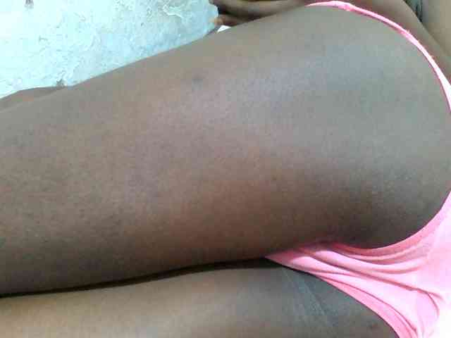 Melodious-Liz webcam