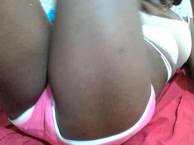 Melodious-Liz webcam