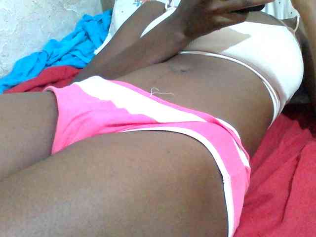 Melodious-Liz webcam