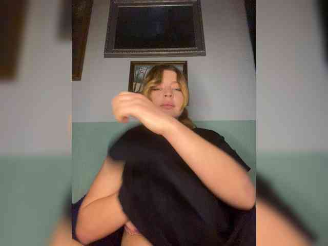 LilianLovee webcam