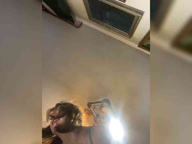 LilianLovee webcam