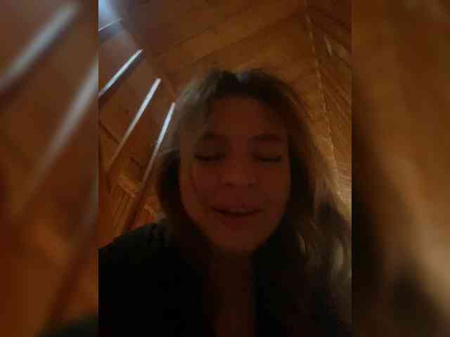 LilianLovee webcam