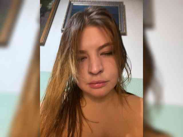 LilianLovee webcam