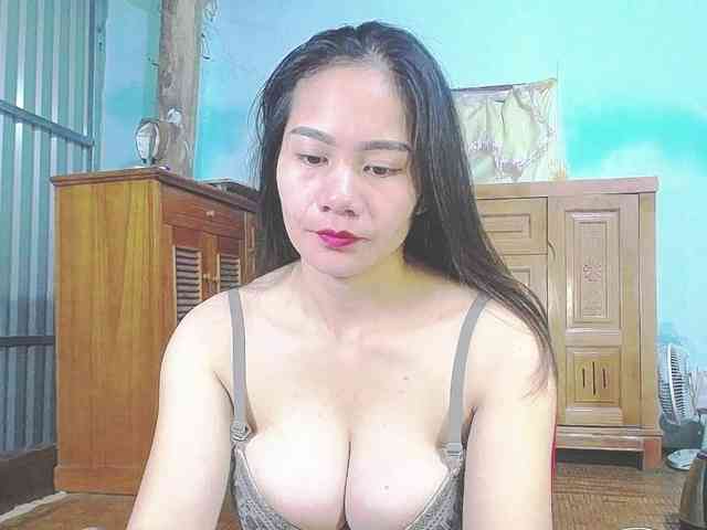 EllaShow93 webcam
