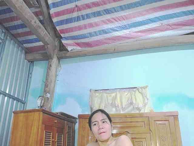 EllaShow93 webcam