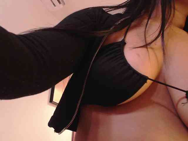 Daneshka-Heart webcam