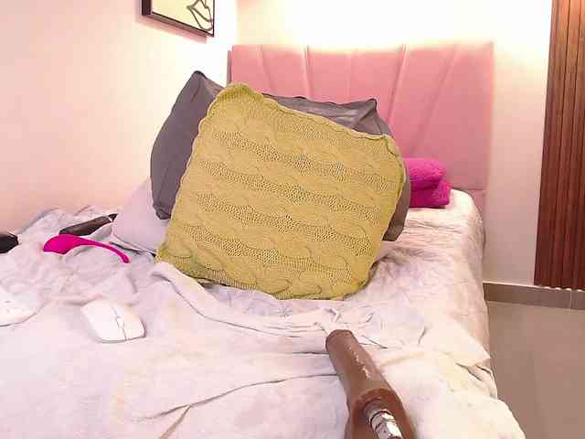 Daneshka-Heart webcam