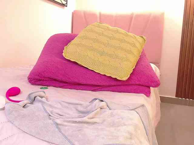 Daneshka-Heart webcam