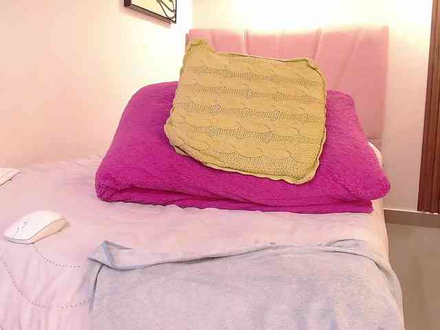 Daneshka-Heart webcam