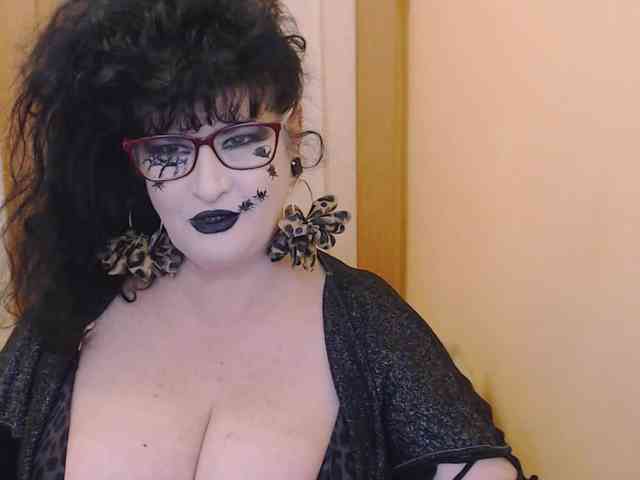 QueenOfSin webcam