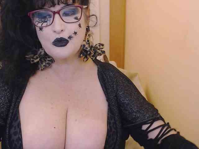 QueenOfSin webcam