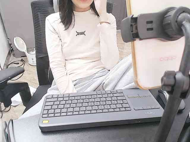 Bella099 webcam